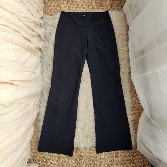 NIKE dri fit yoga pants - Picture 1 of 4
